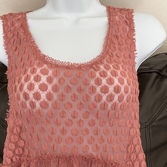 FREE PEOPLE - Dotted Lace Peplum Tank Top - (Coral) - Picture 3 of 6